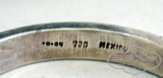 Ƭ 1228.jpg