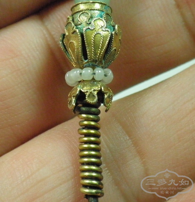 Ƭ 057.jpg