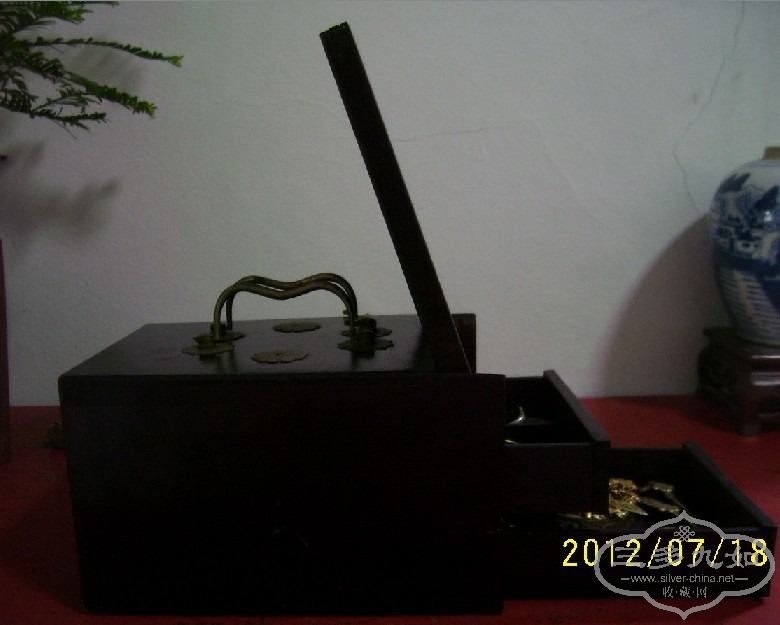 72001.jpg