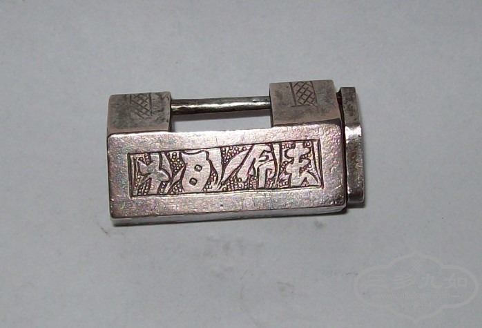 QQͼ20121027220337.jpg