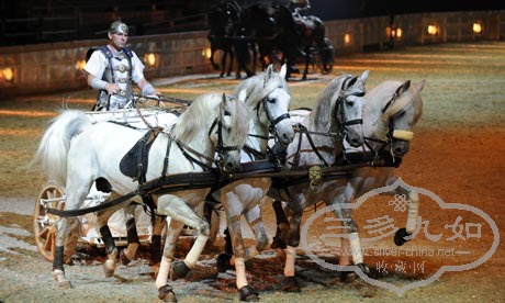 Chariot-race-scene-from-B-001.jpg