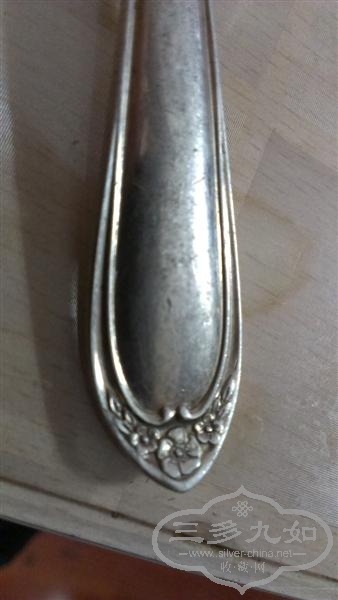 Ļ