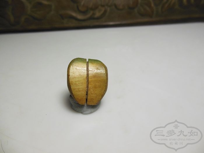 Ƭ 1295.jpg