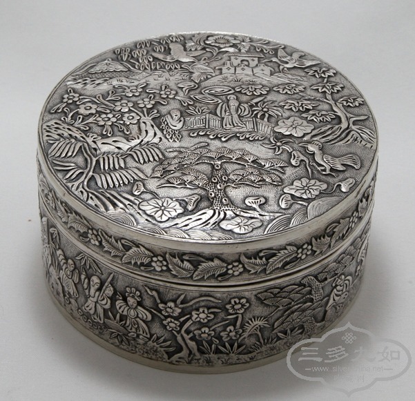 figural round box 2.JPG