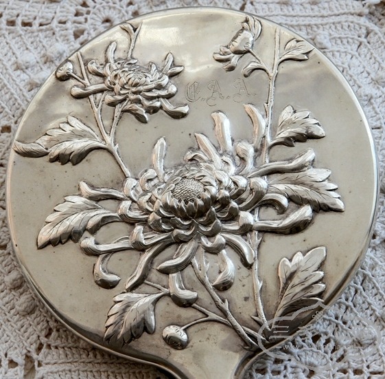 WK chrysanthemum hand mirror 0172.JPG