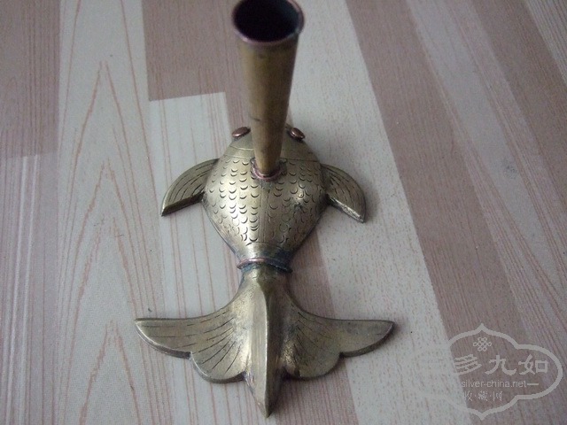 041.JPG