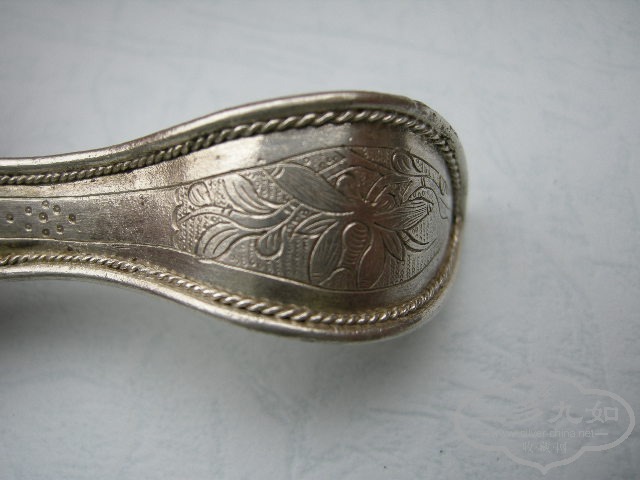 Ƭ 060.jpg