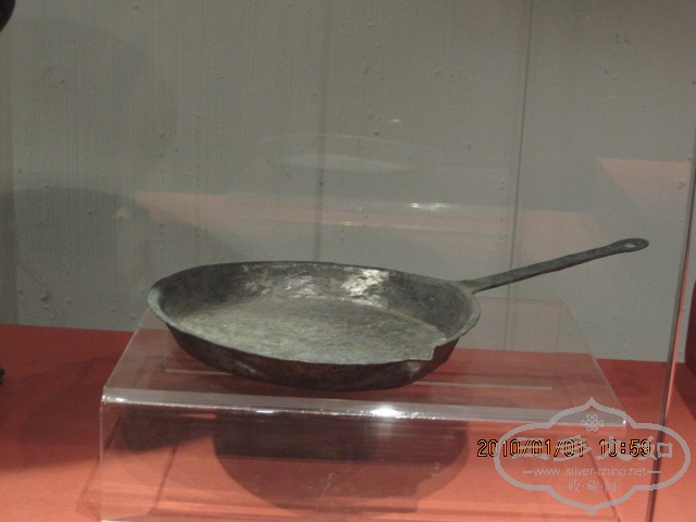 Ƭ 044.jpg