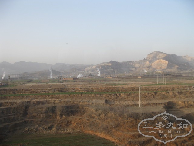 Ƭ 048.jpg