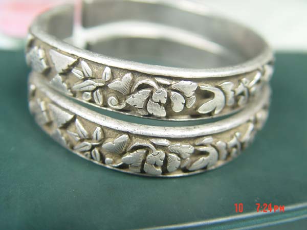 ���ջ��������Ӫ�������ˡ��Ƚ��ټ�