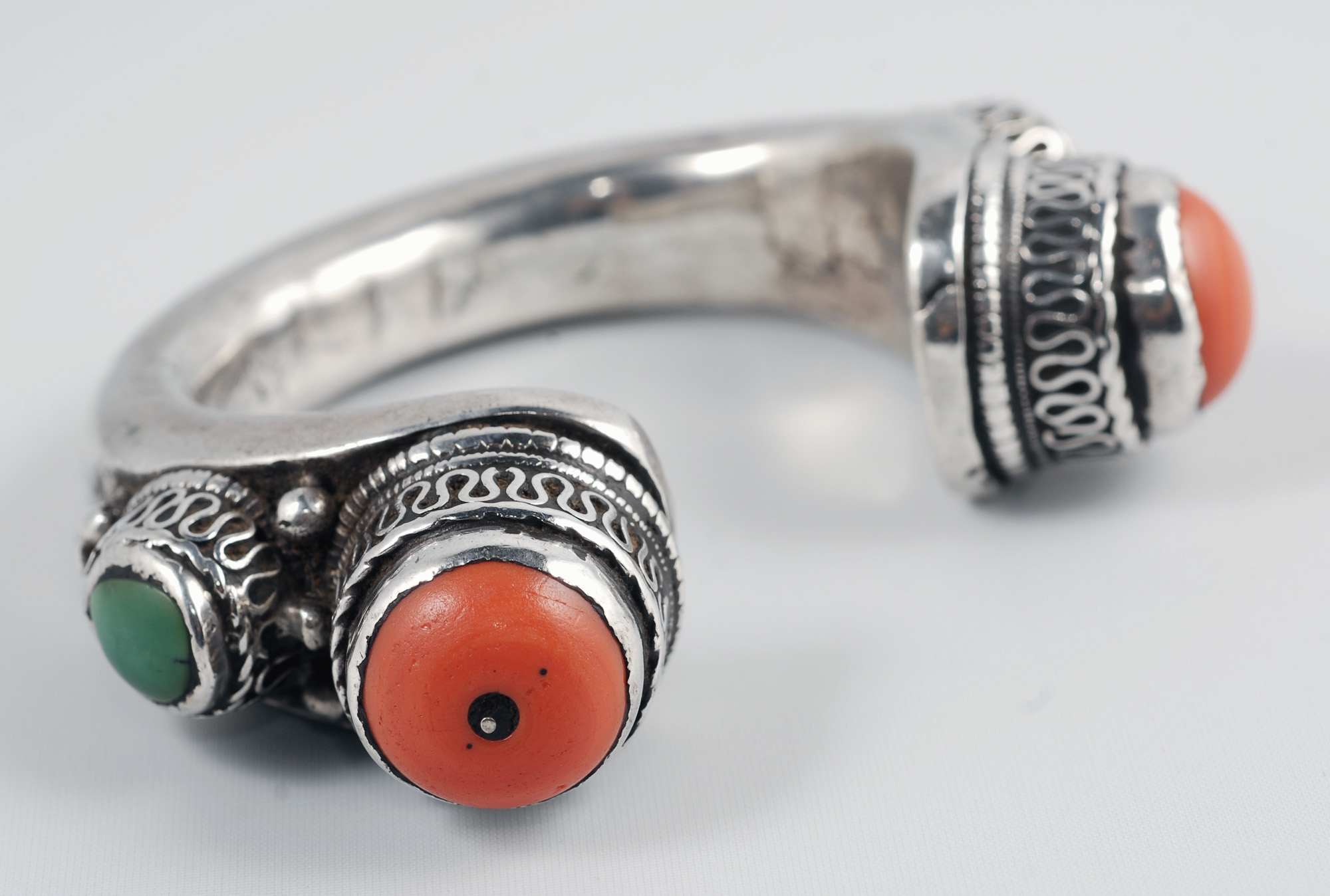 �����ˣ���һ�ѽ�ָ����ͬ�֣�